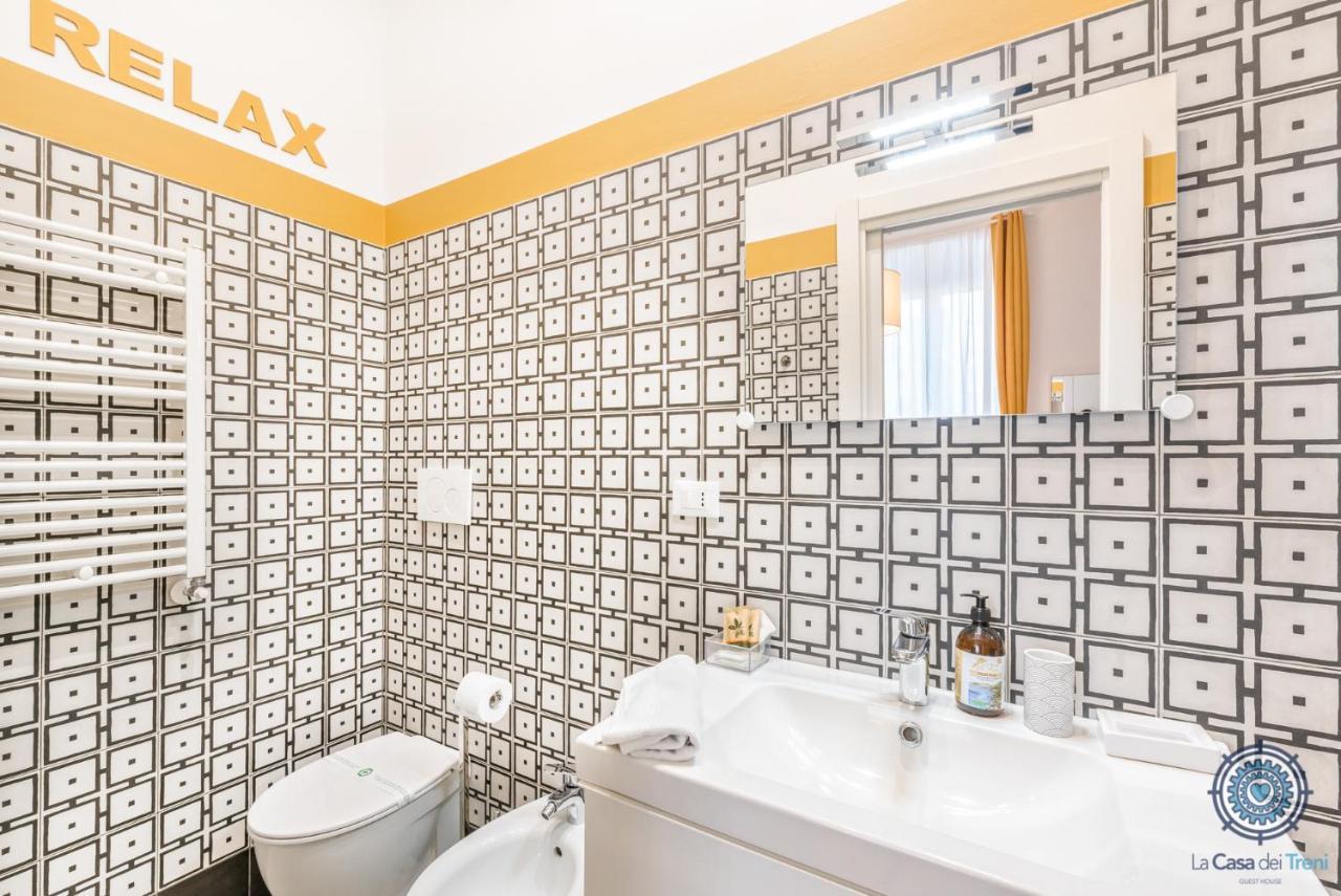 La Casa Dei Treni For Travel Lovers Guest house