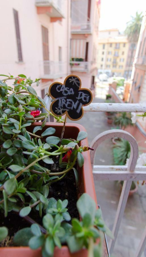 La Casa Dei Treni For Travel Lovers Guest house *